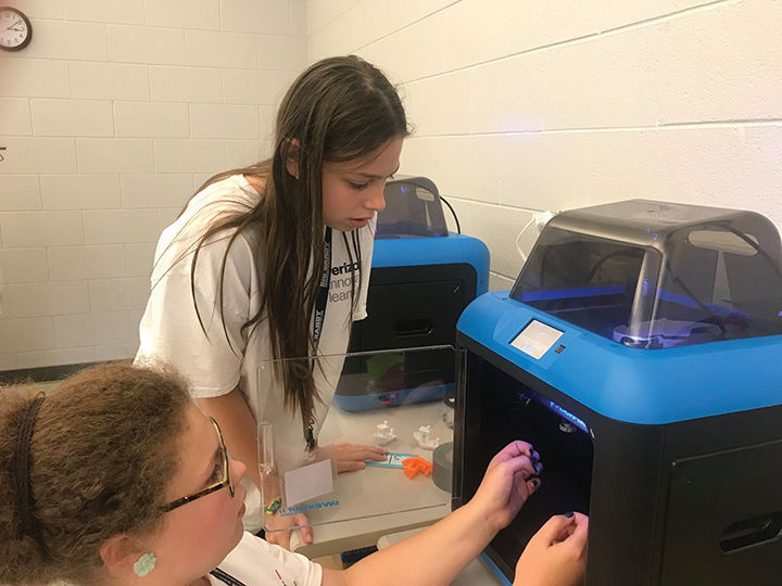 6-15 BSCTC Verizon STEM Camp 6.jpg